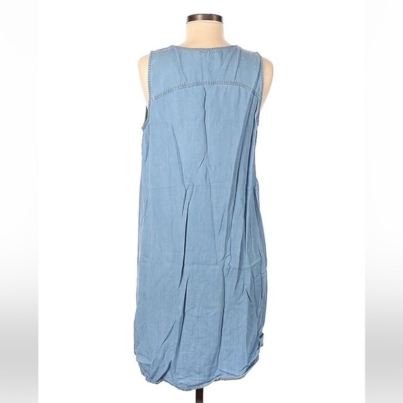 NEIMAN MARCUS Chambray Embellished Sleeveless Dress - Picture 7 of 10